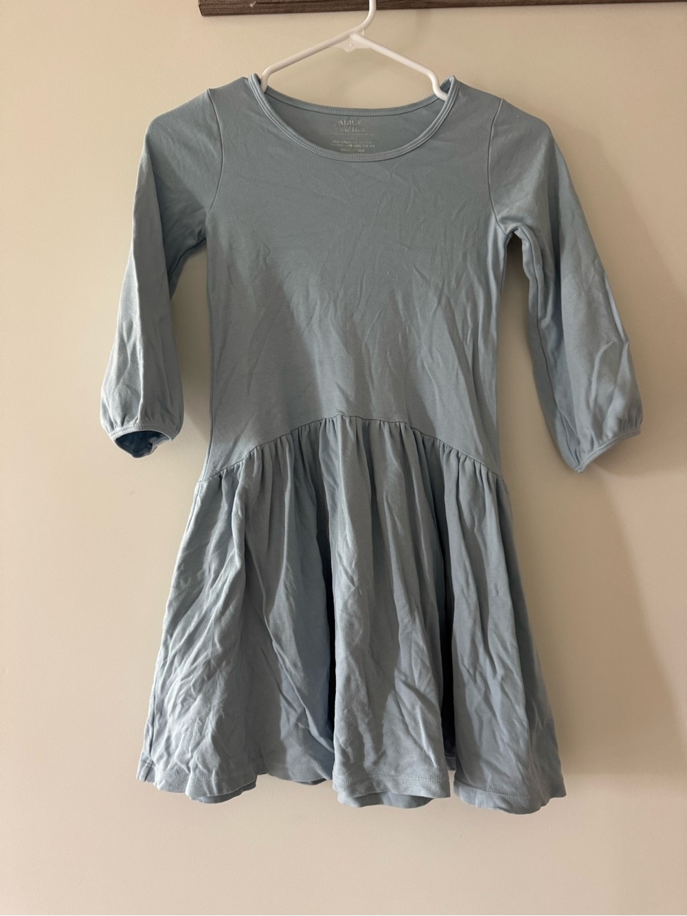 Alice + Ames 3/4 sleeve twirly dress